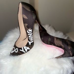 Aldo Camouflage Stiletto size 8